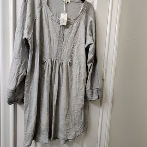 Umgee Light Gray Textured Top